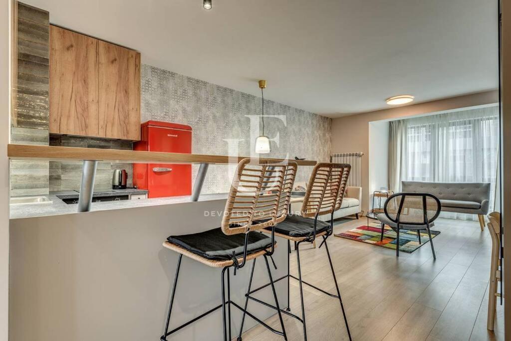 New York: A Spacious Modern Apartment With Parking Sofia Exterior foto