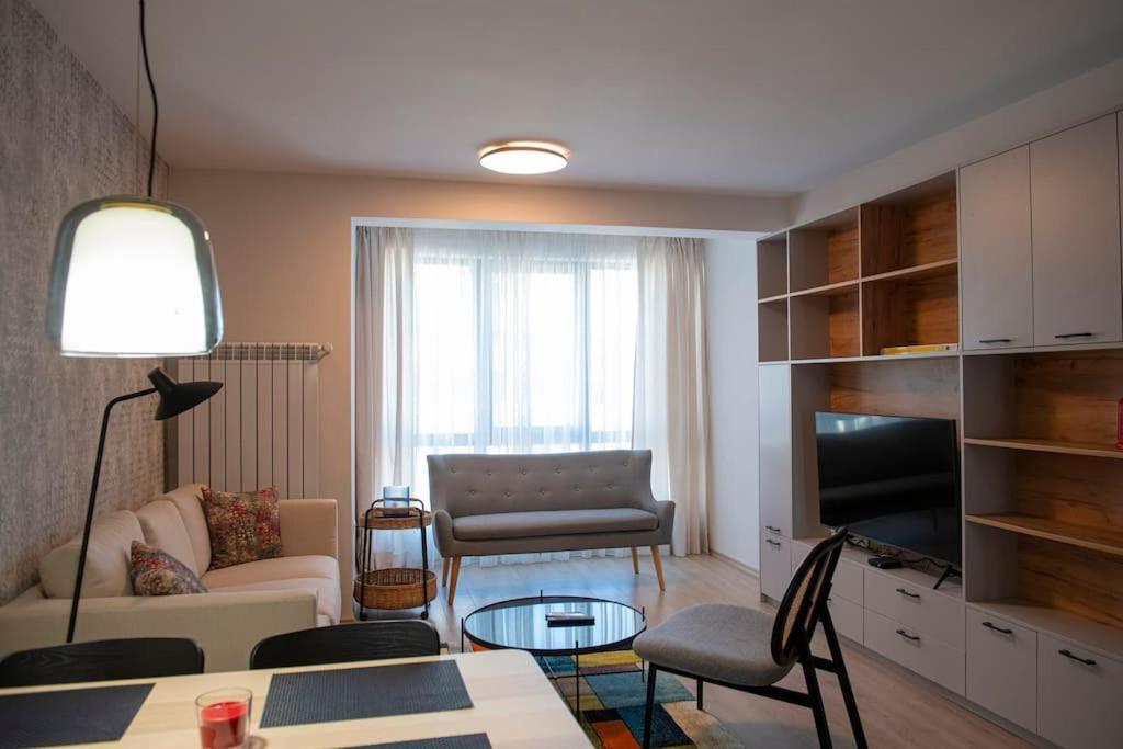 New York: A Spacious Modern Apartment With Parking Sofia Exterior foto