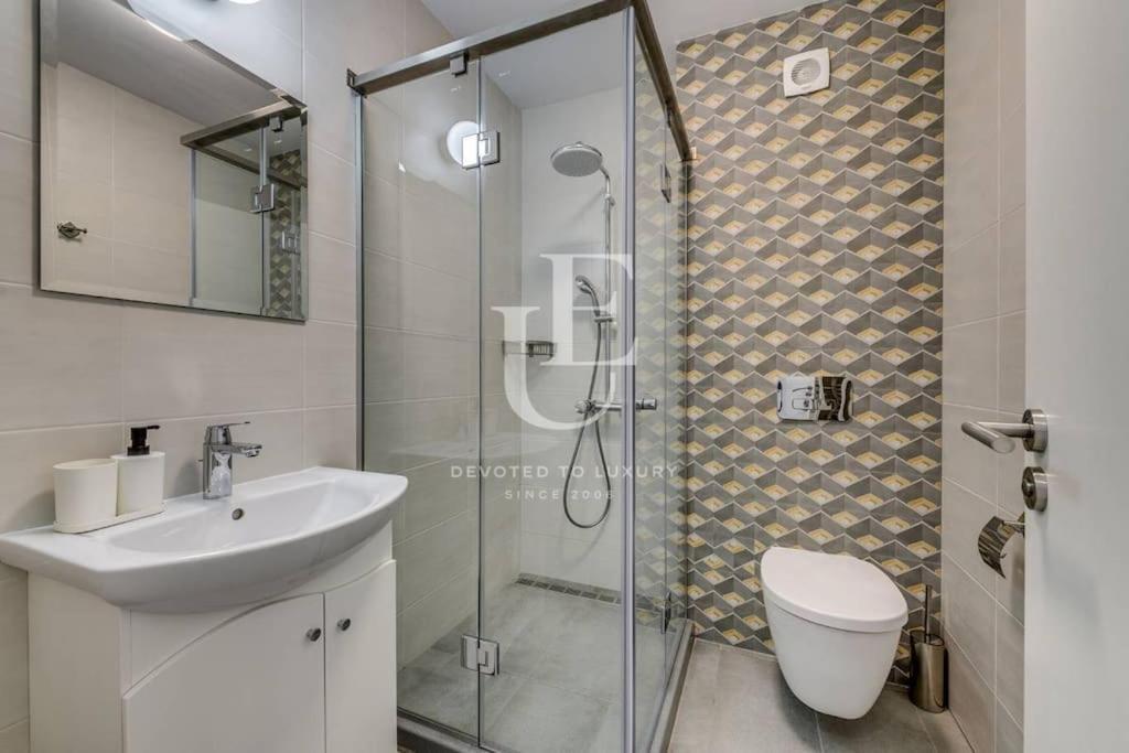 New York: A Spacious Modern Apartment With Parking Sofia Exterior foto
